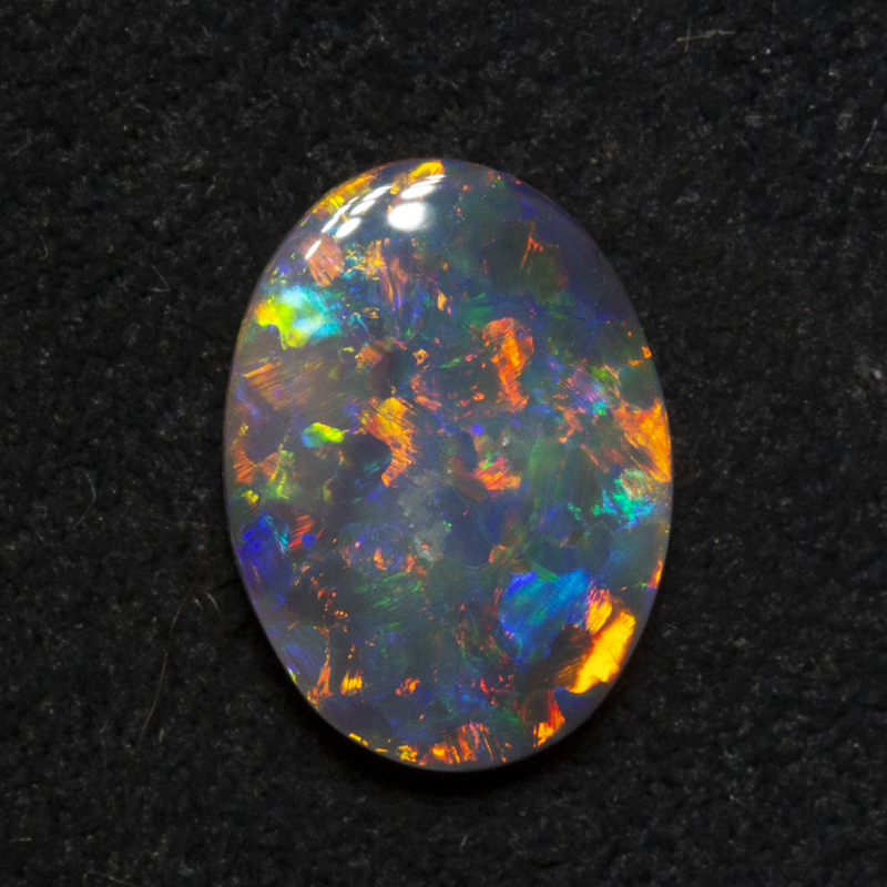 0.90 ct black opal 9.2x6.7x2.3mm