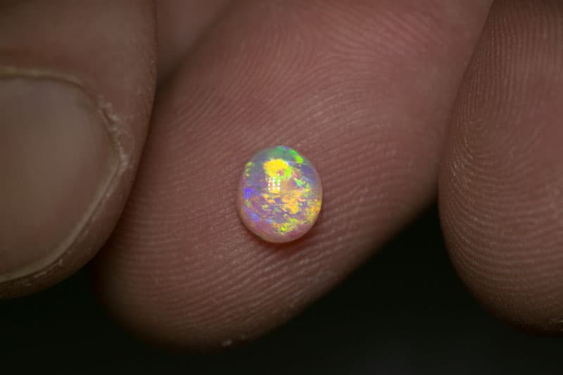 0.90 ct crystal opal 6x5x4mm