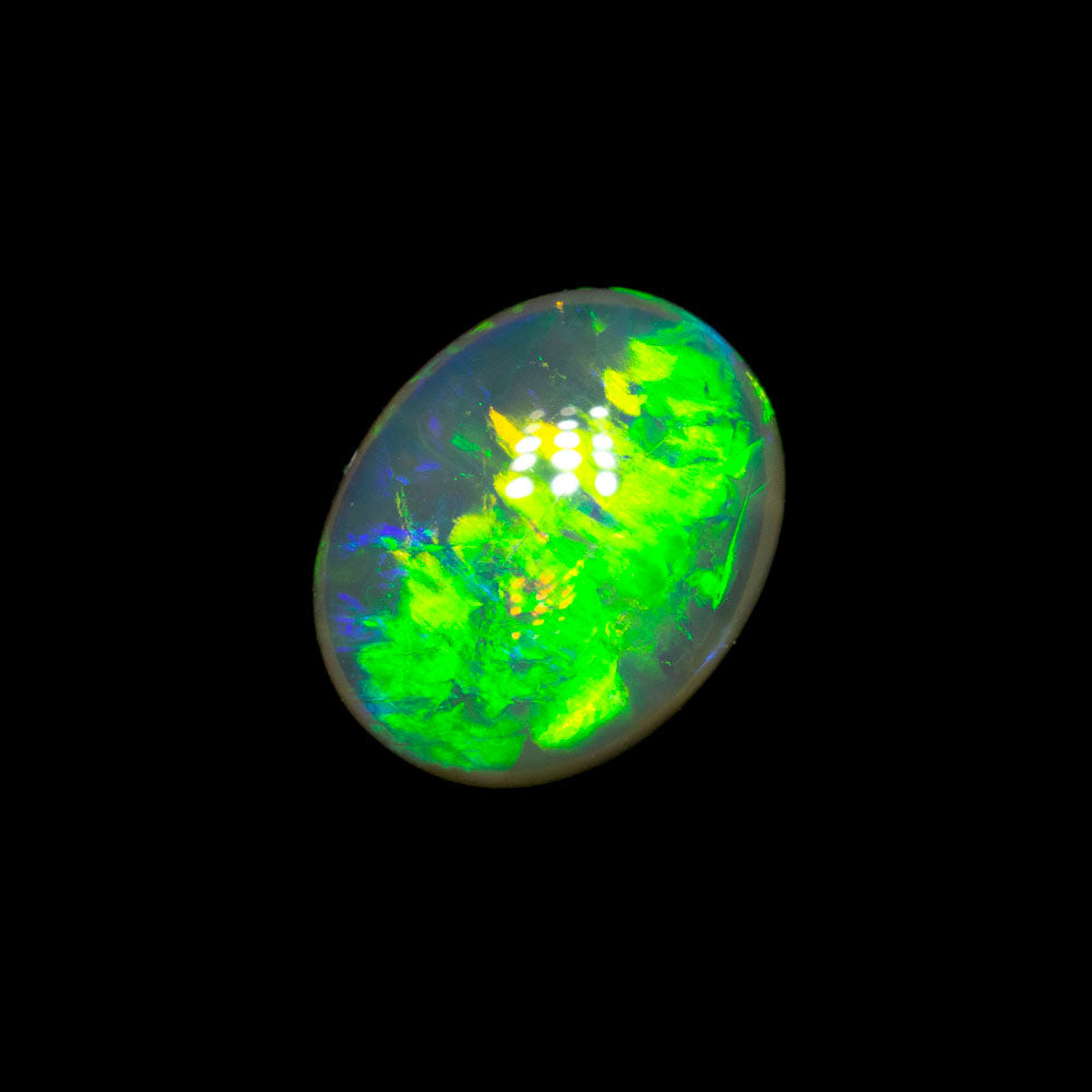 0.91 ct double-sided crystal opal 7.5x5.9x3.2mm