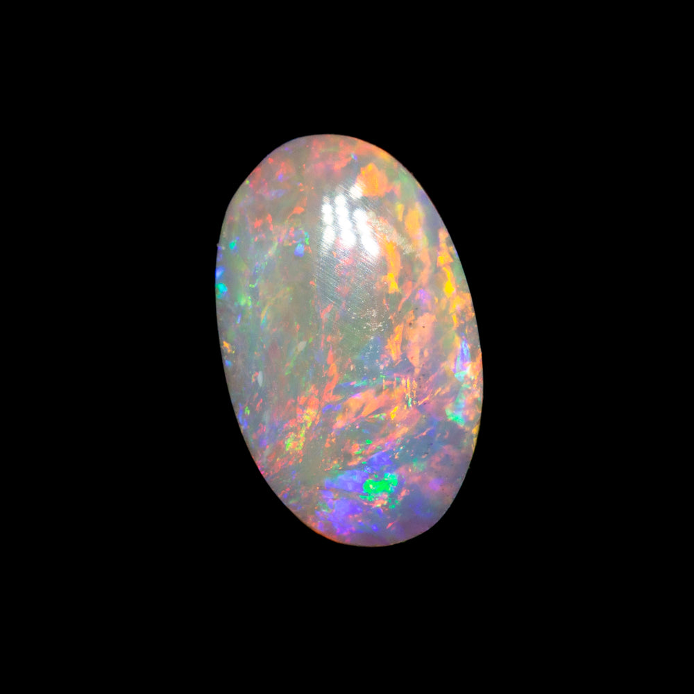 0.91 ct dark opal 8.3x5.1x3.2mm
