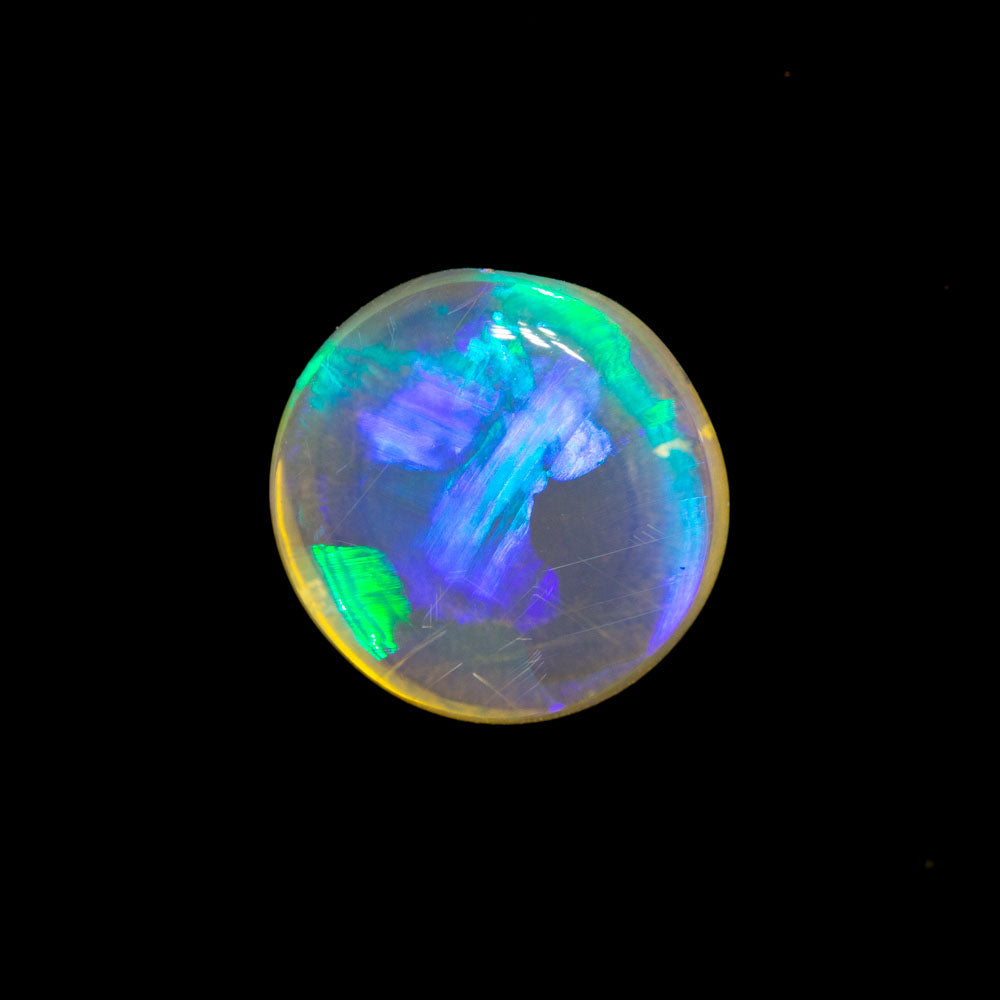0.92 ct crystal opal 7.2x7.2x2.8mm