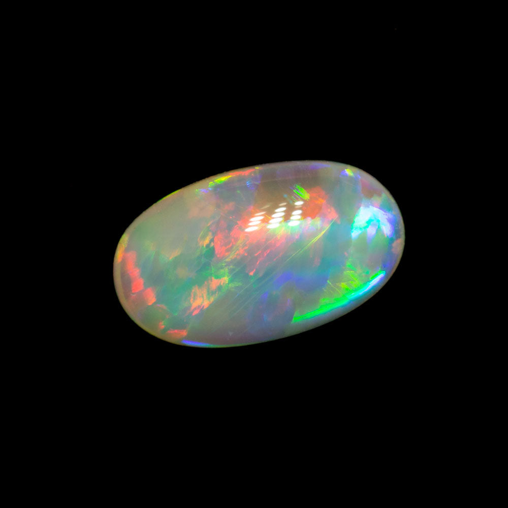 0.92 ct crystal opal 9.2x5.4x2.9mm