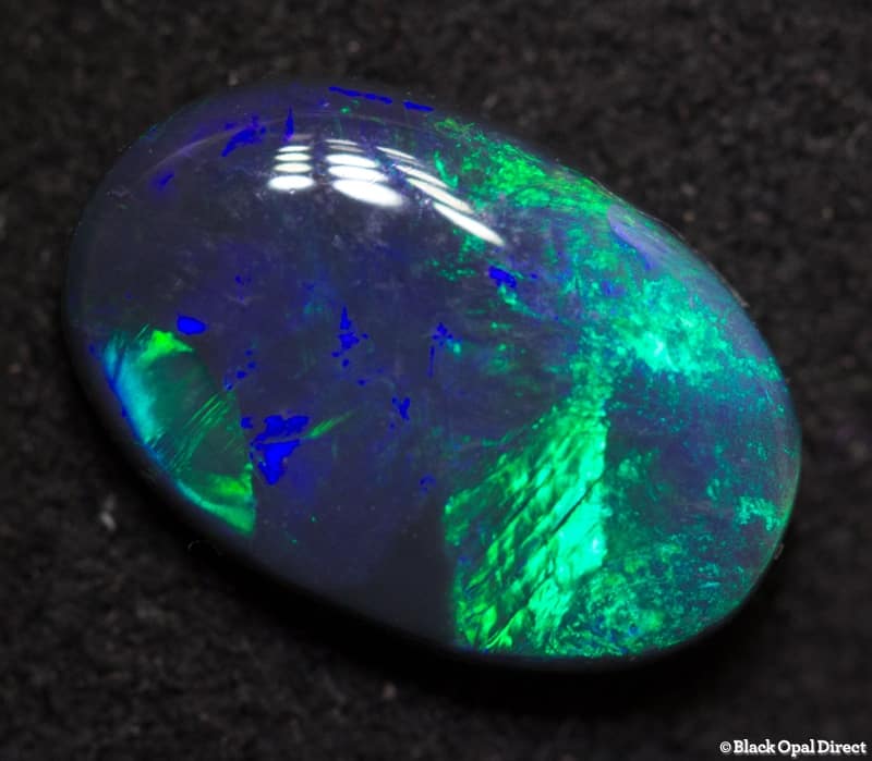 0.96ct black opal