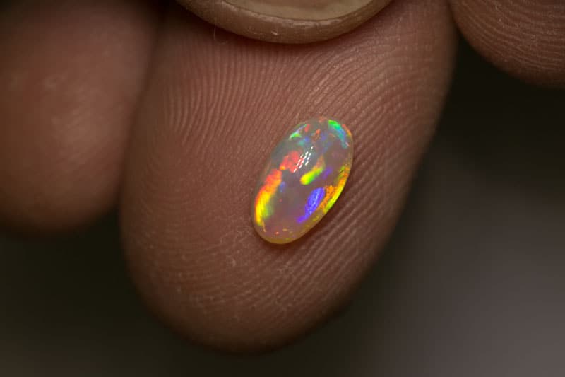0.96 ct crystal opal 9x5x3mm