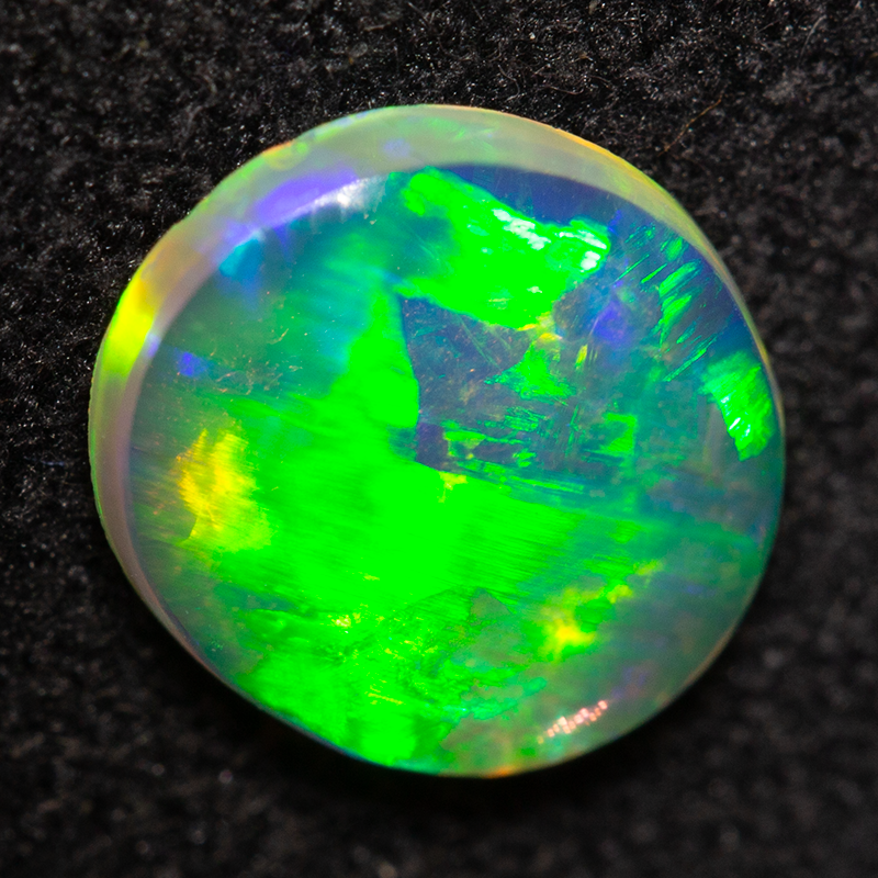 0.99 ct crystal opal 8.4x7.4x2.4mm