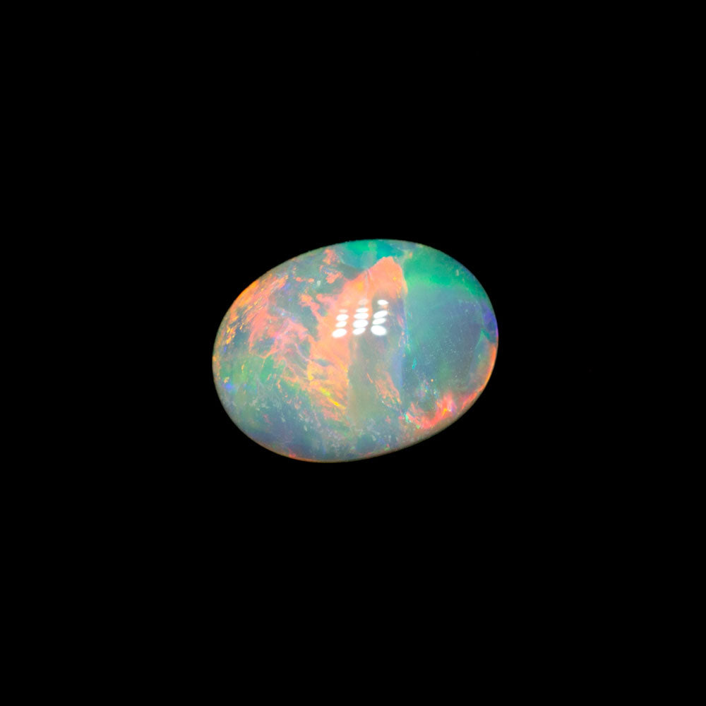 0.37 ct crystal opal 6.6x4.9x1.8mm