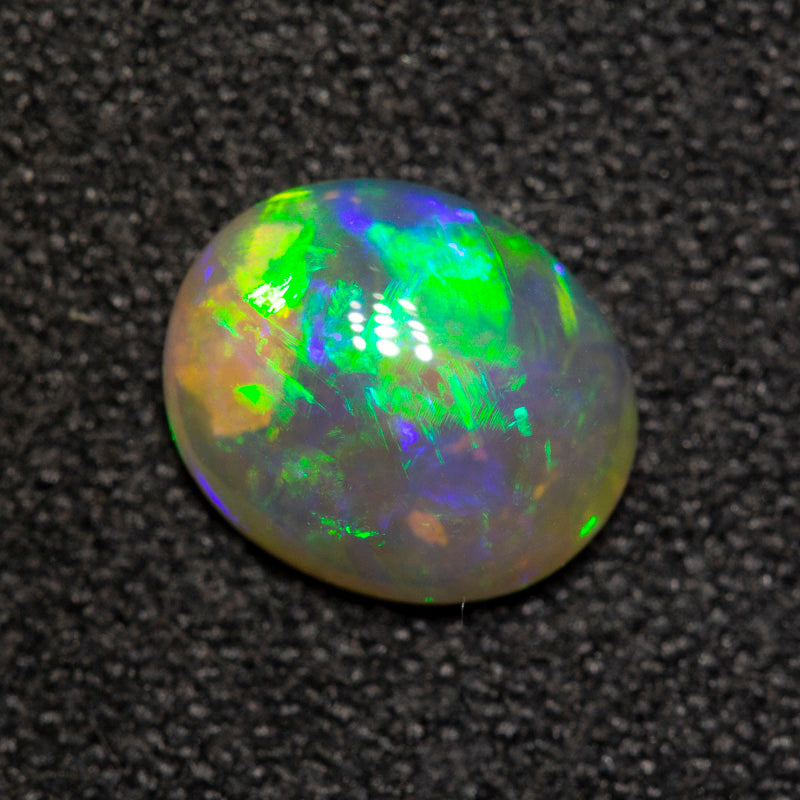 1.04 ct crystal opal 8.1x6.7x3.3mm