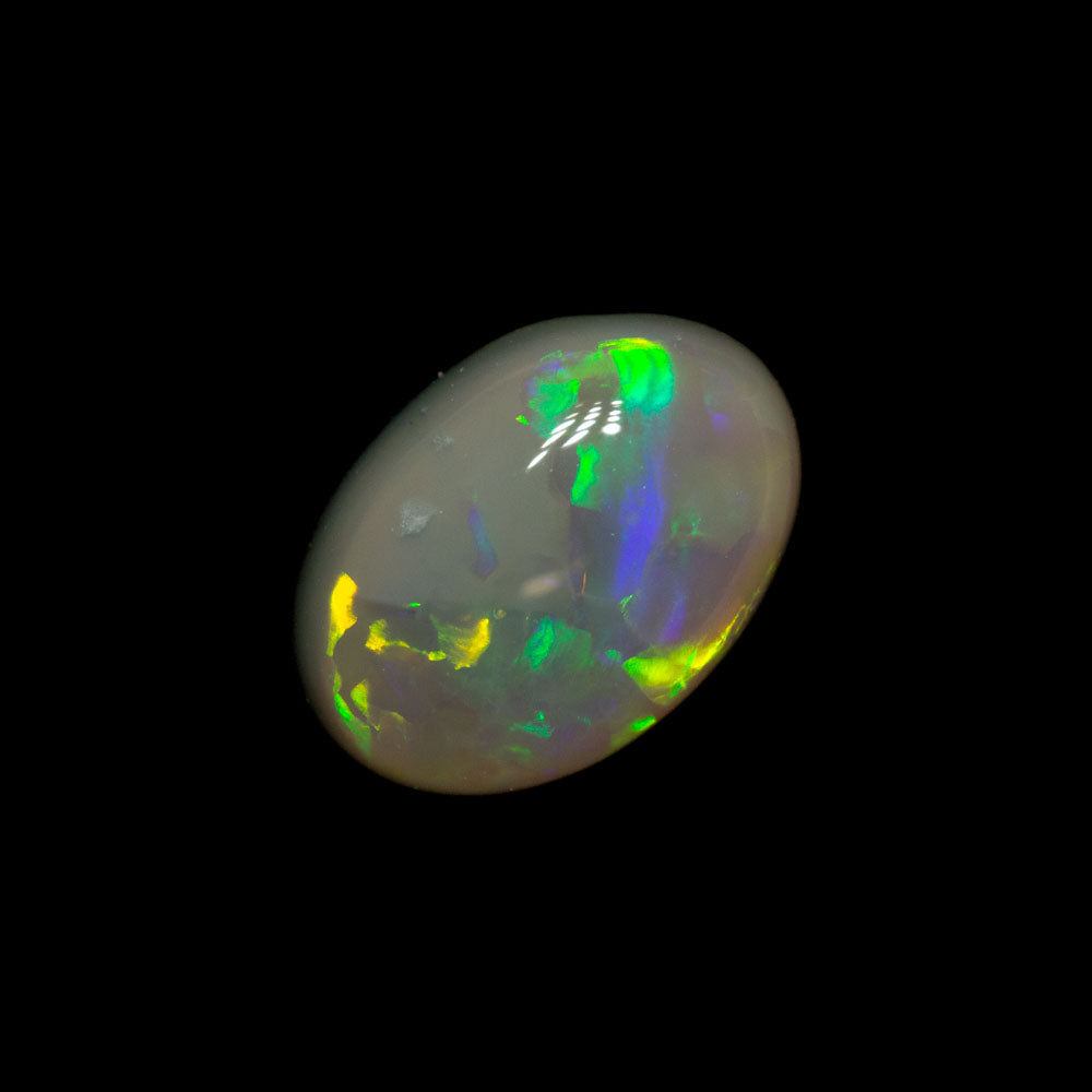 1.04 ct dark opal 8.3x6x3.3mm