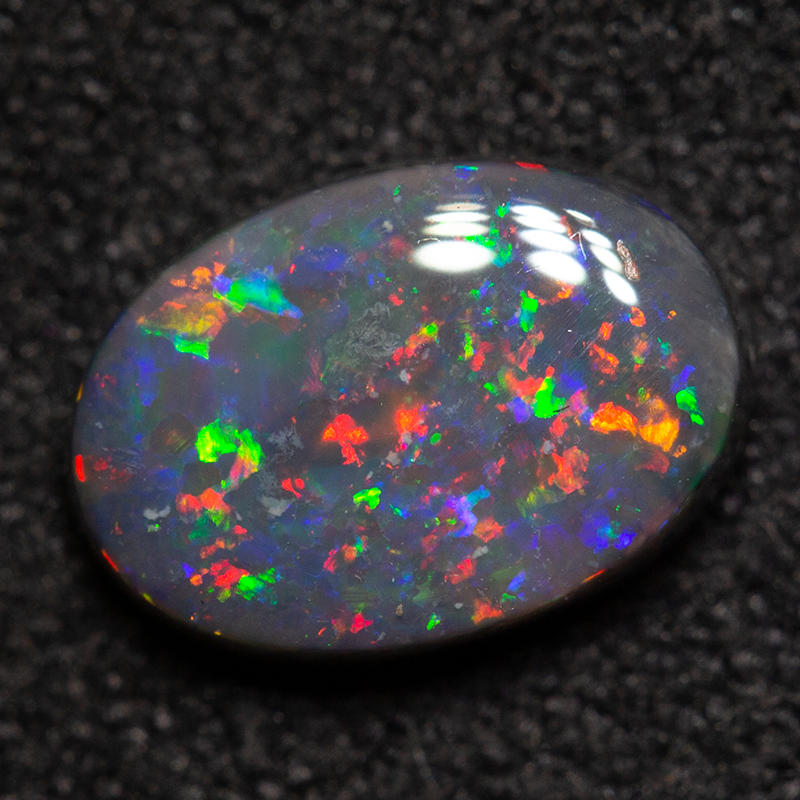 1.06 ct black opal 8.6x6x2.7mm