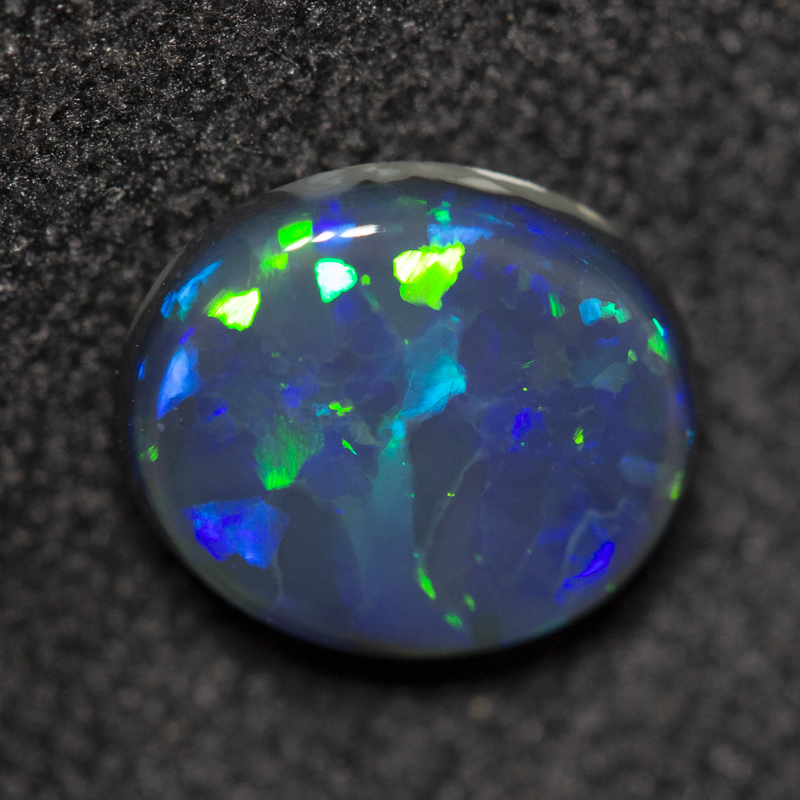 1.09 ct black opal 8.2x7x2.9mm