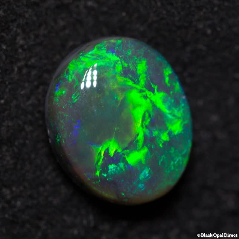 1.09ct black opal