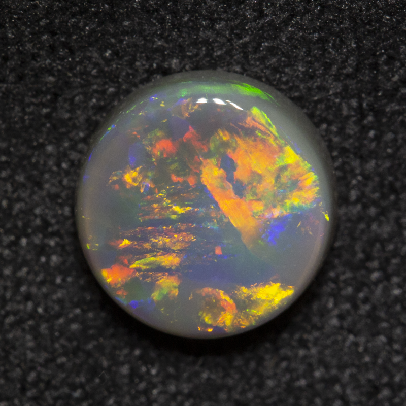 1.10 ct dark opal 7.3x7.3x2.7mm