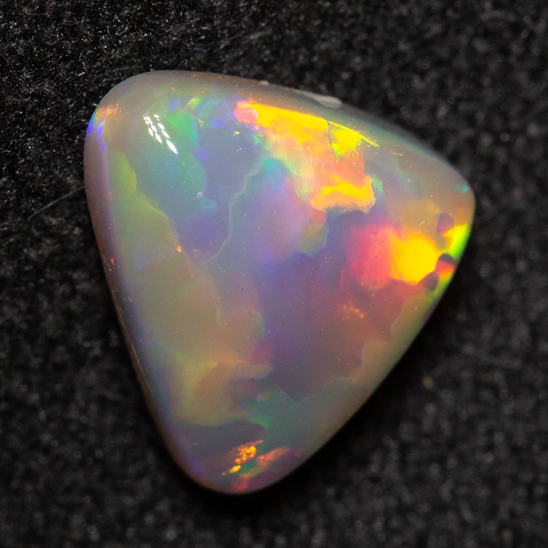 1.12 ct crystal opal 7.5x7.2x3.5mm