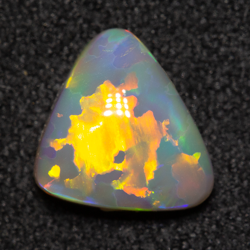 1.12 ct crystal opal 7.5x7.2x3.5mm