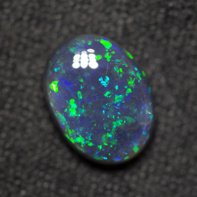 1.13 ct black opal 8.1x6.1x3.5mm