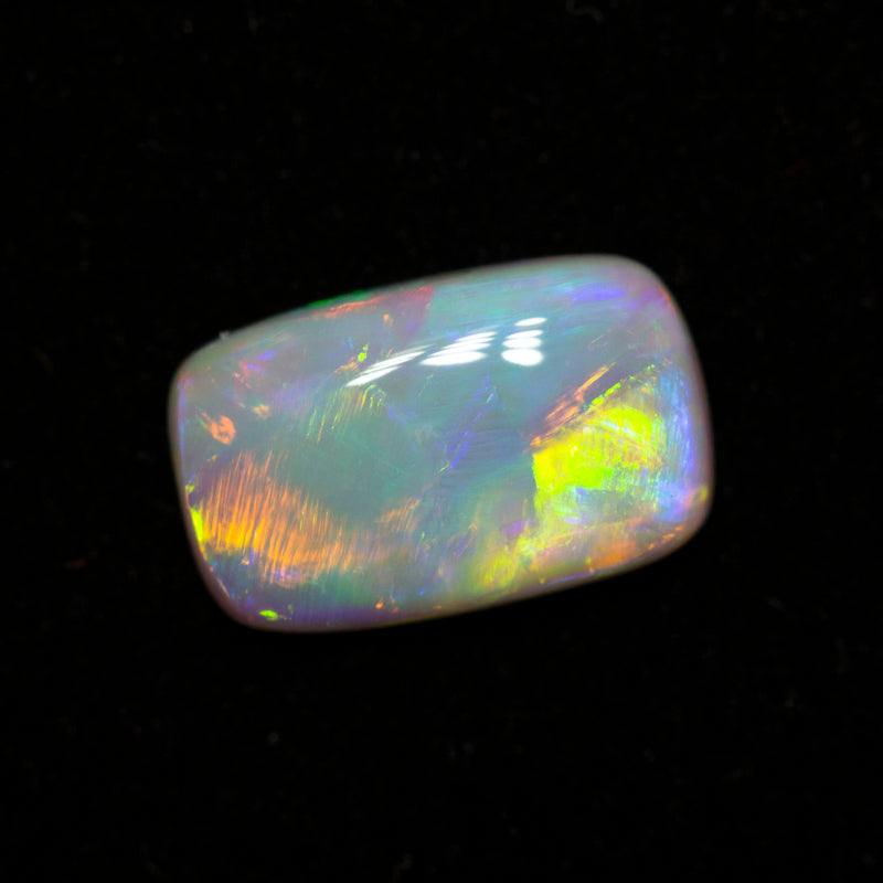 1.13 ct crystal opal 9.5x5.9x2.5mm