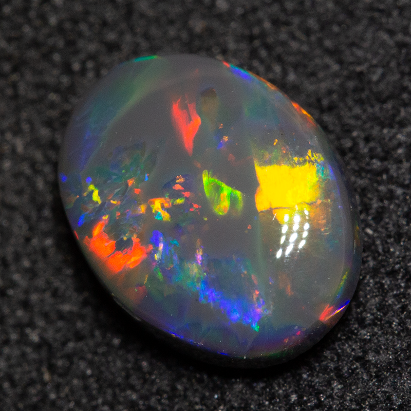 1.15 ct black opal 8.3x6.5x3.4mm