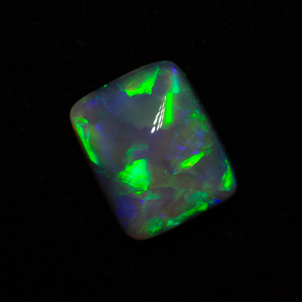 1.16 ct black opal 7.9x6.4x3.4mm