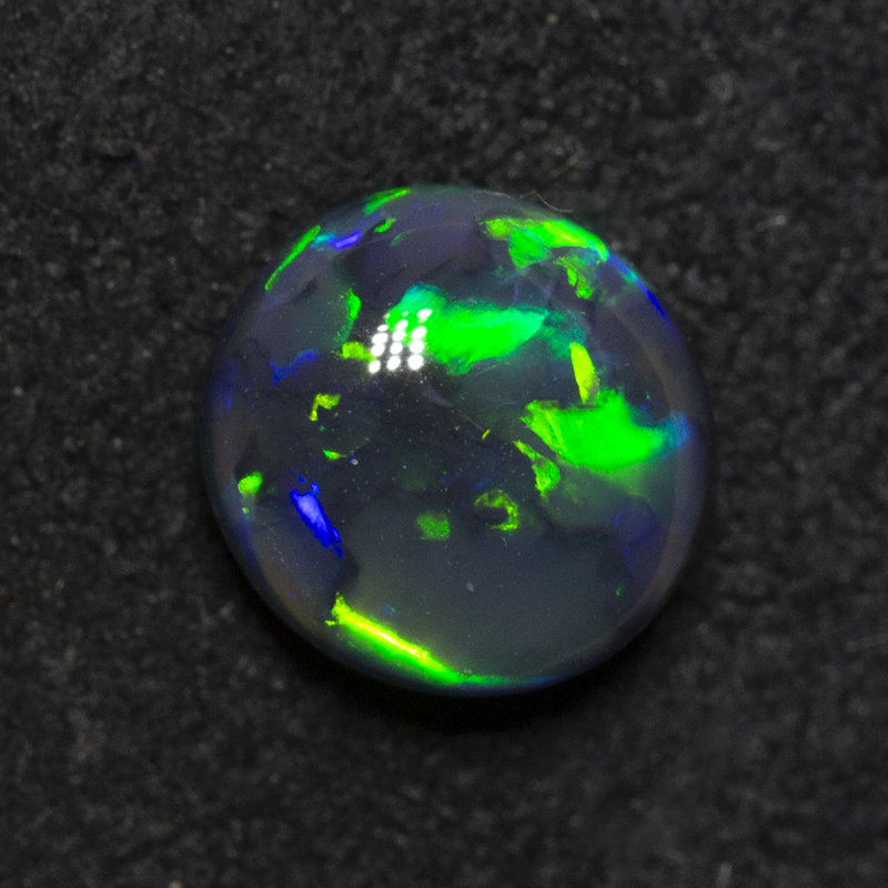 1.18 ct black opal 7.1x6.7x4mm