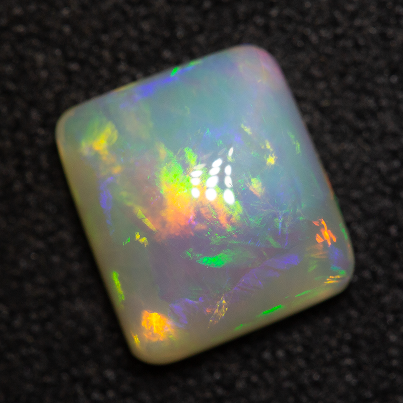 1.50 ct crystal opal 7.7x6.9x3.9mm