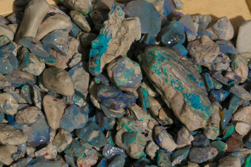 1.6 kilos of rough opal