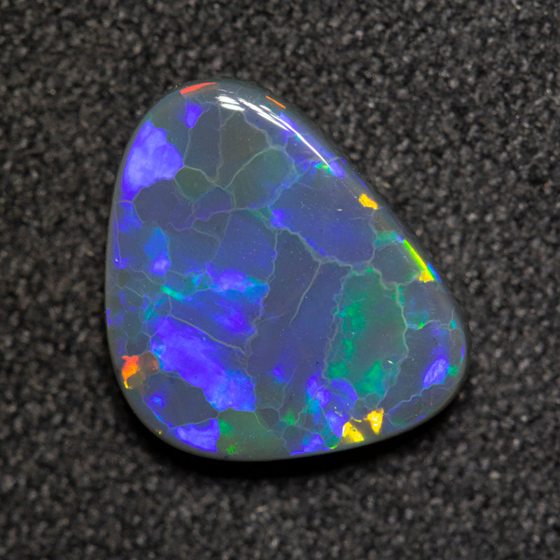 1.72 ct black opal 10.9x8.5x2.8mm