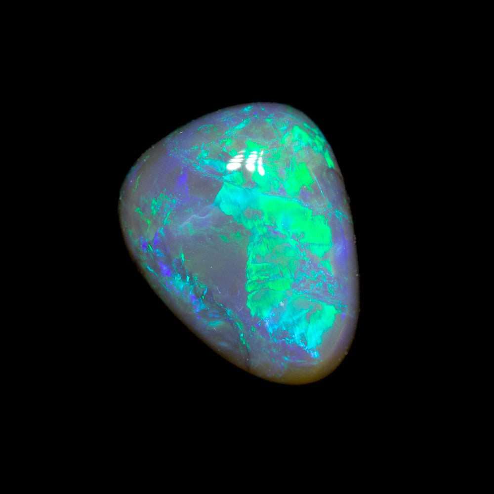 1.73 ct black opal 8.4x6.7x4.8mm