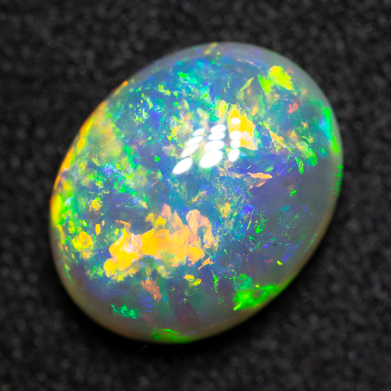 1.74 ct crystal opal 9x7.2x4.3mm