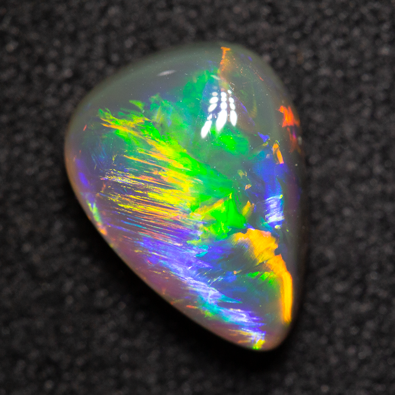 1.75 ct black opal 9.7x7.1x4.4mm