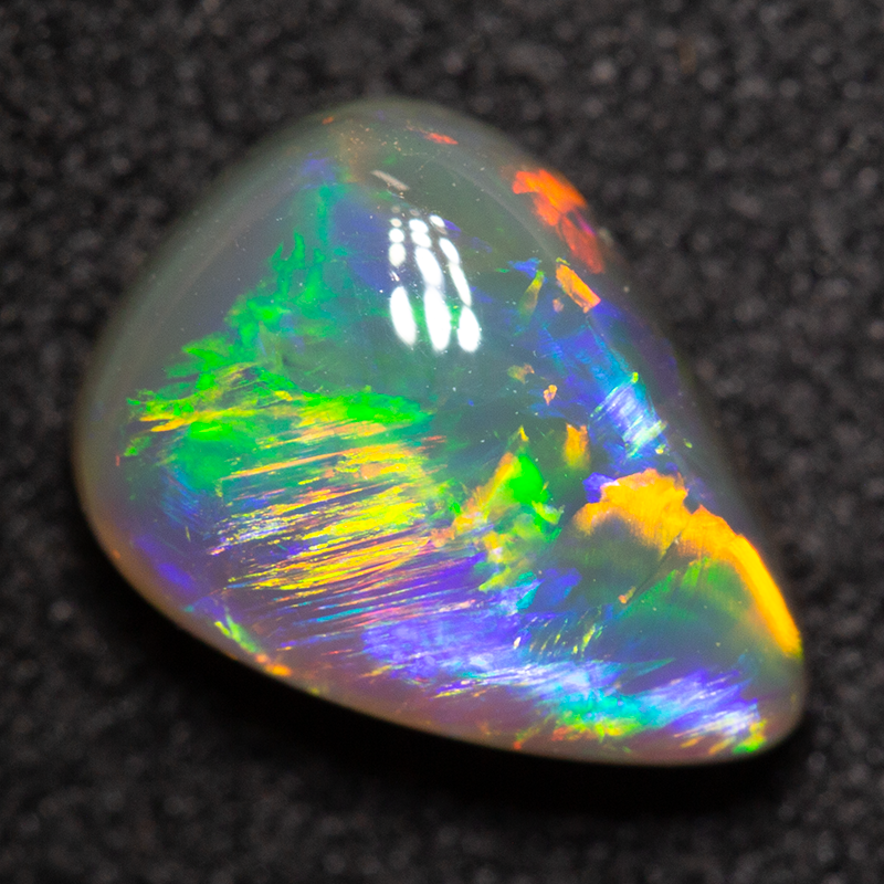 1.75 ct black opal 9.7x7.1x4.4mm