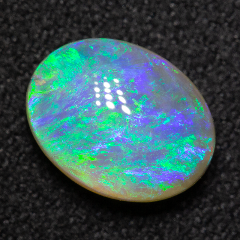 1.81 ct crystal opal 9.3x7.1x4.4mm