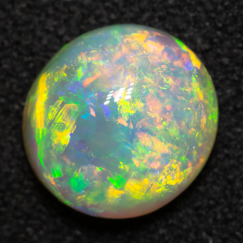 1.85 ct crystal opal 8.5x8x4.5mm