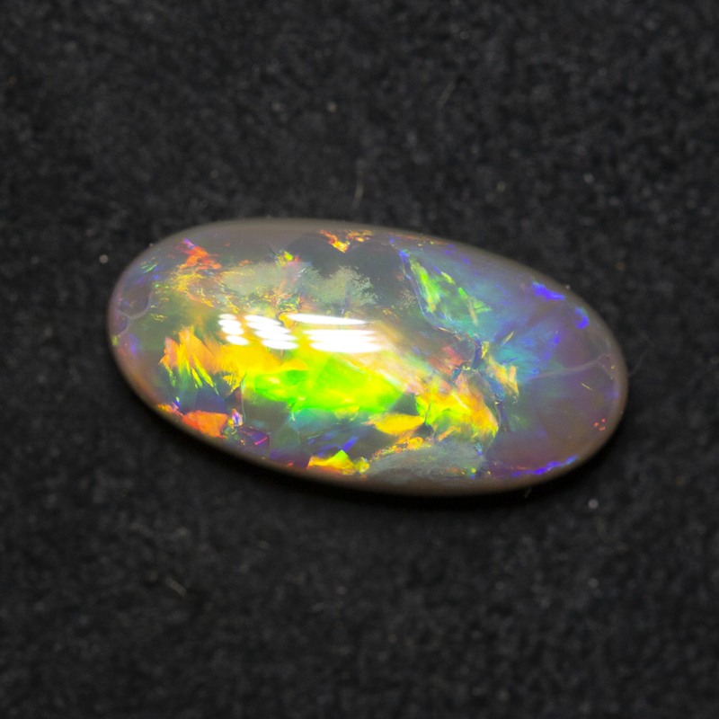 1.93 ct dark opal 12.3x6.2x4.1mm