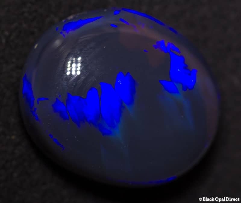10.43ct black opal