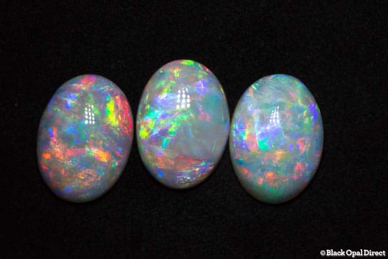 10.00 ct white opal set