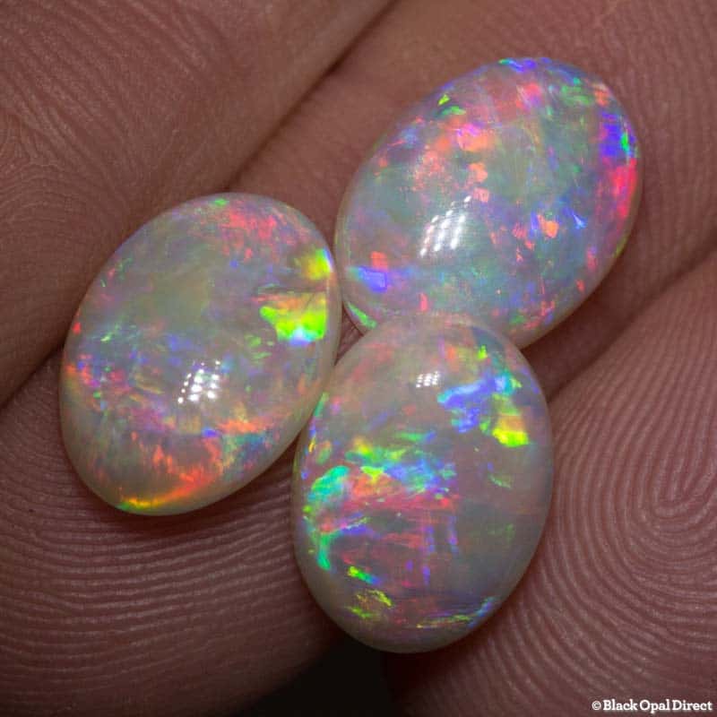 10.00 ct white opal set