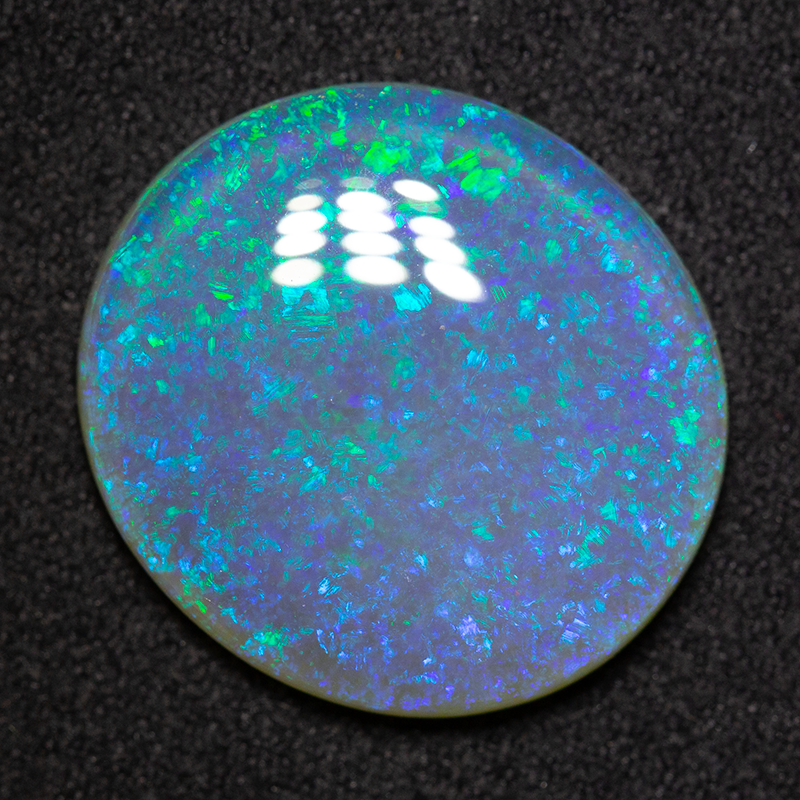 11.55 ct crystal opal 19.9x18.3x4.7mm