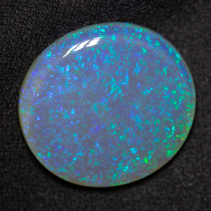 11.55 ct crystal opal 19.9x18.3x4.7mm