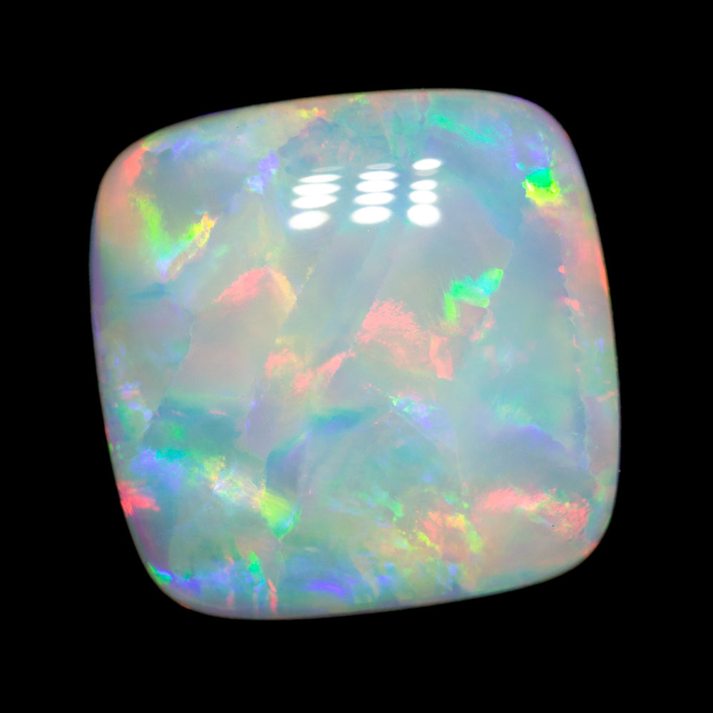 11.95 ct gem crystal opal 17.3x17.3x5mm