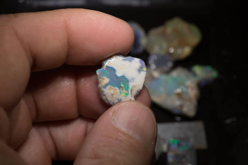 112 ct rough opal parcel 19 pieces