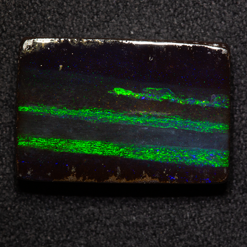 12.07 ct boulder opal 17.6x11.9x4.5mm