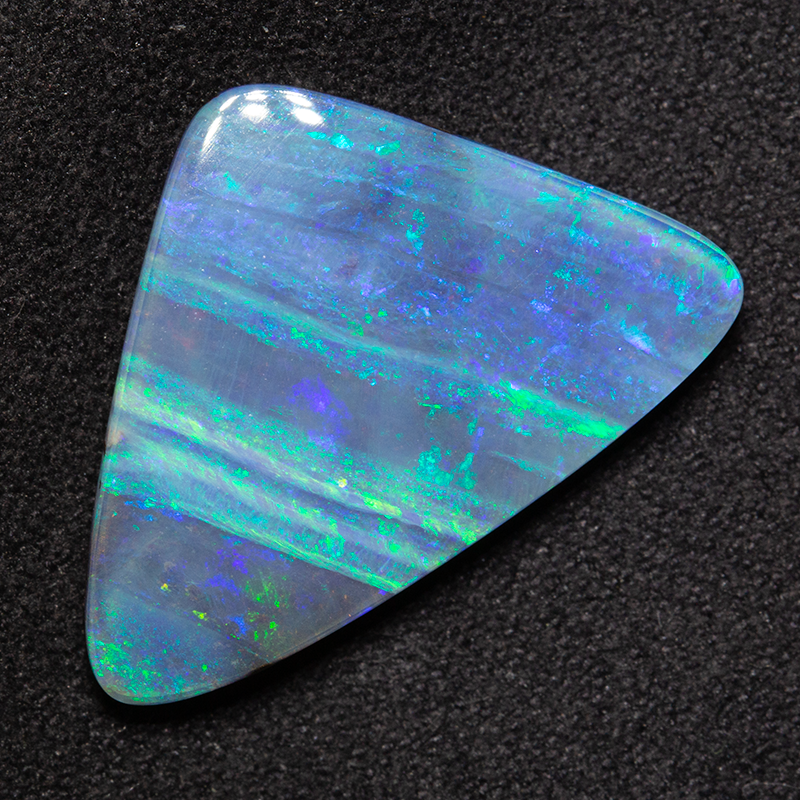 12.44 ct boulder opal 23.9x16.3x4.7mm