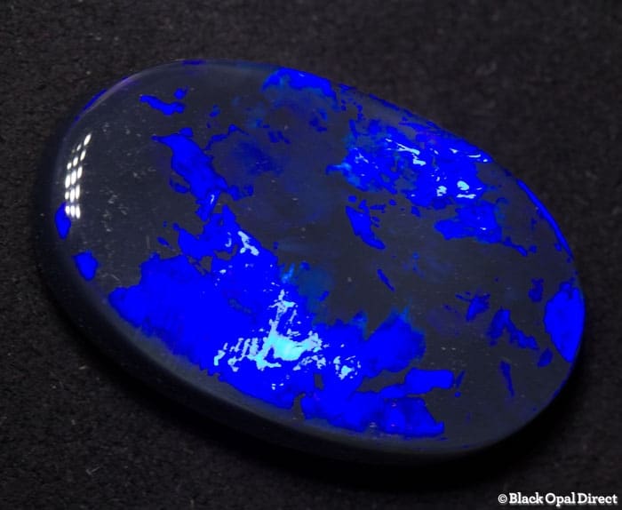 15.81ct blue opal