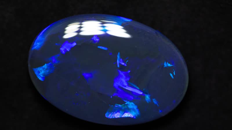16.01 ct black opal 25x16.5x5mm