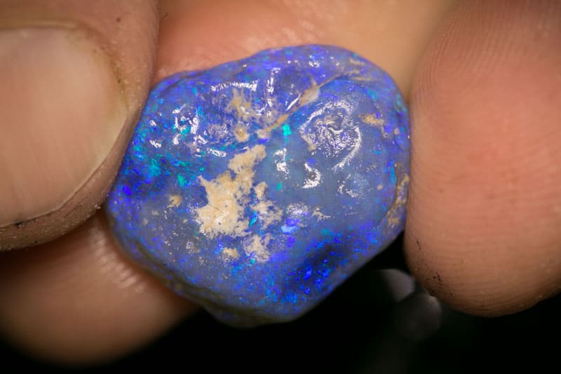 18ct rough opal piece