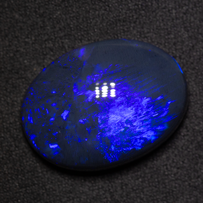 19.09 ct black opal 22.9x17x8.2mm