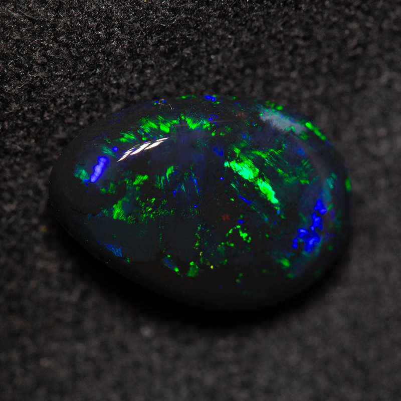 2.00 ct black opal 11x7.6x3.8mm