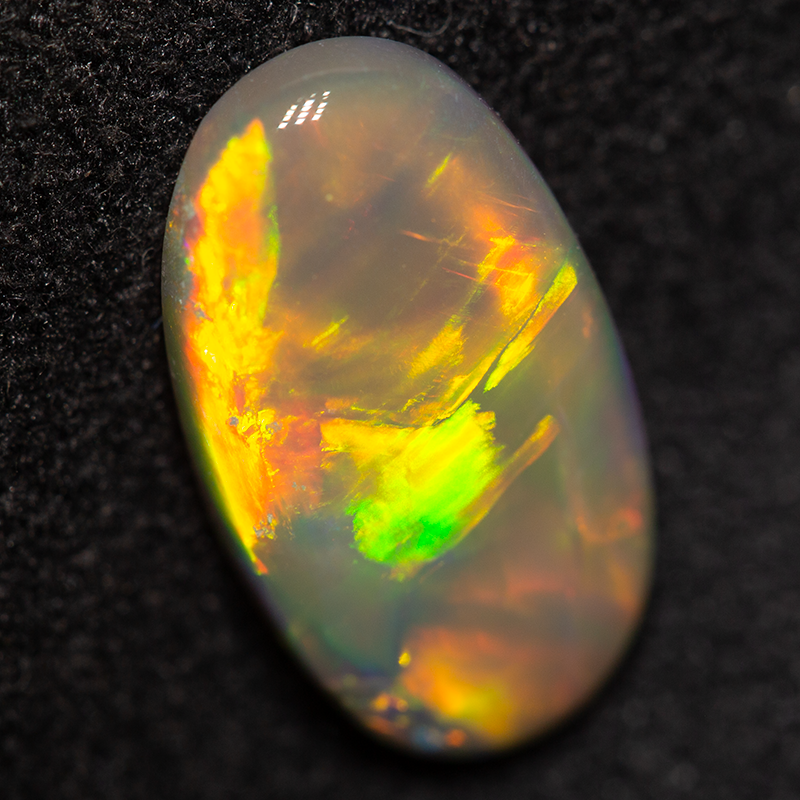 2.00 ct crystal opal 13x7.3x3.2mm