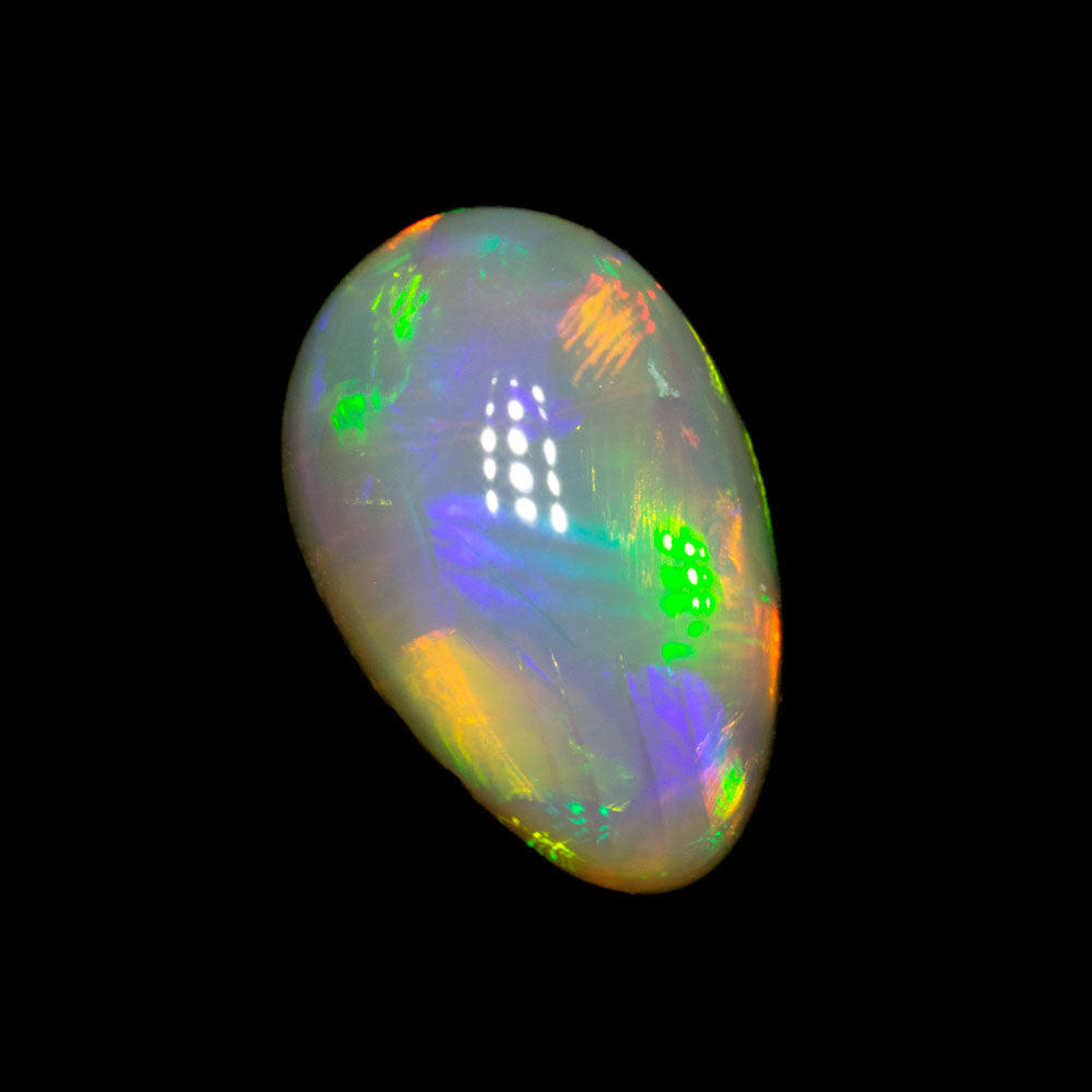 2.07 ct crystal opal 10.7x6.8x4.6mm