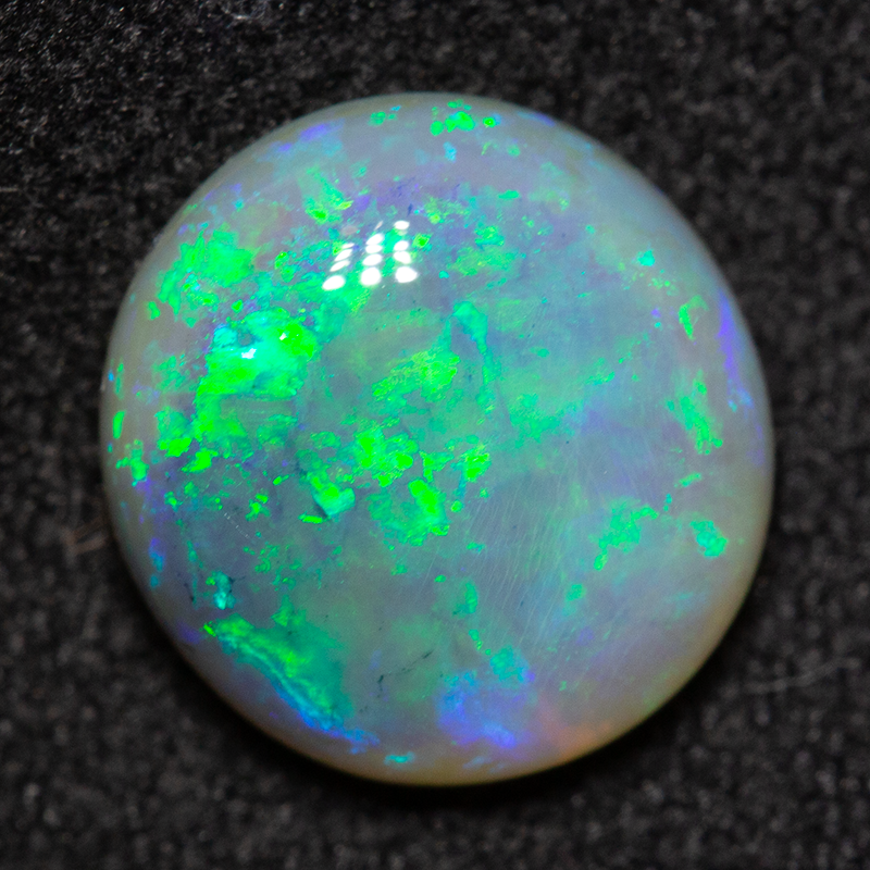 2.14 ct crystal opal 9.4x9x4mm